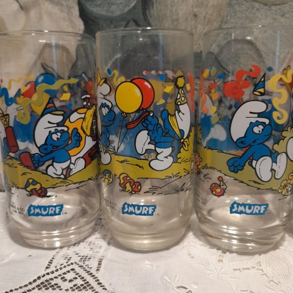 Vintage 1983 Peyo Smurfs Drinking Glasses - Set of 6 - Picture 6 of 8